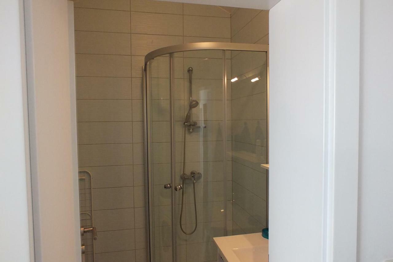 Apartment Silvija Novalja Bagian luar foto